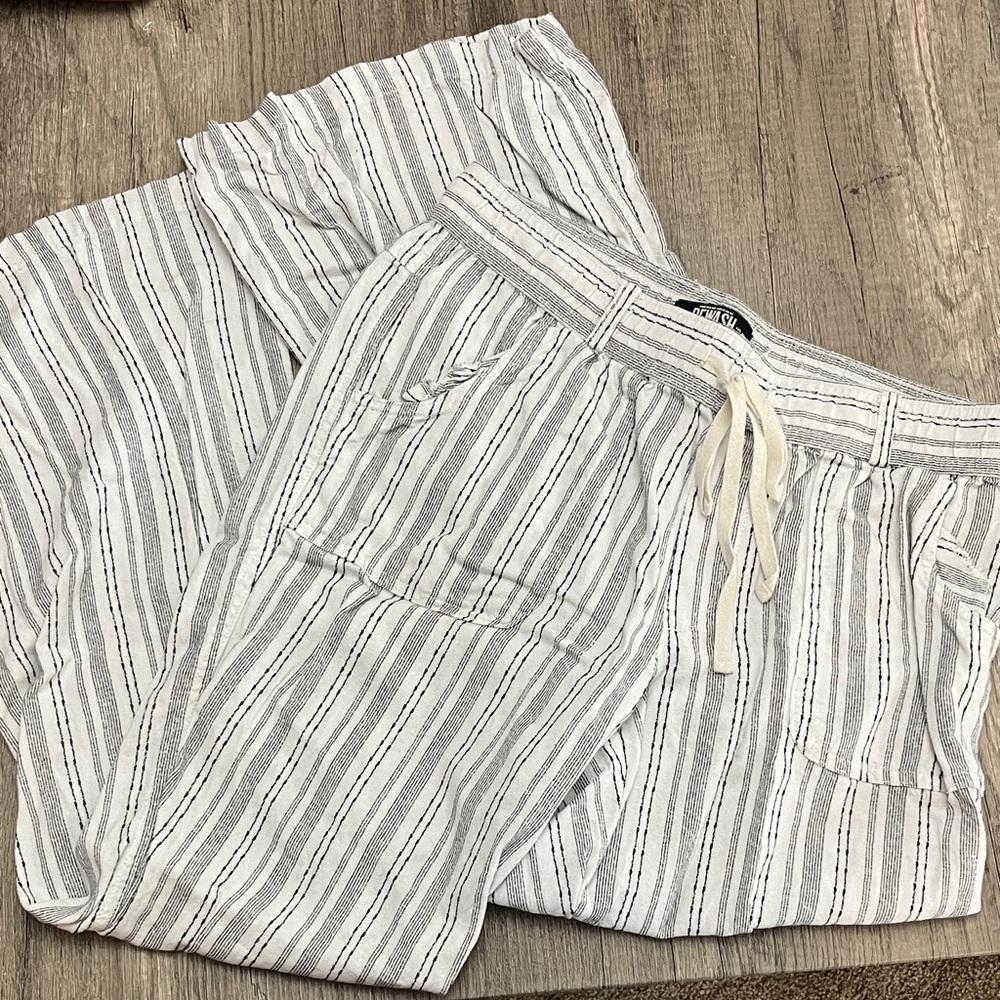 Rewash Black and White Striped Pants